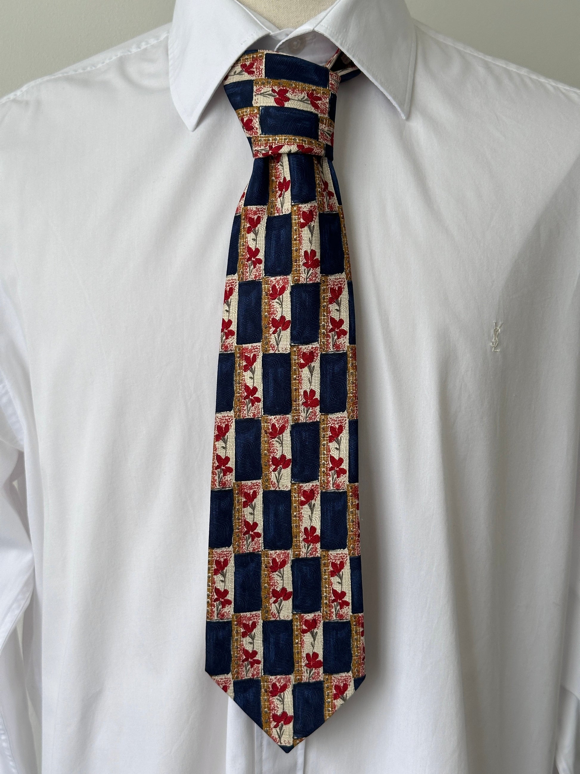 Yves Saint Laurent 1990s Pure Silk Logo Tie