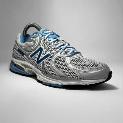 New Balance 860 (2011)