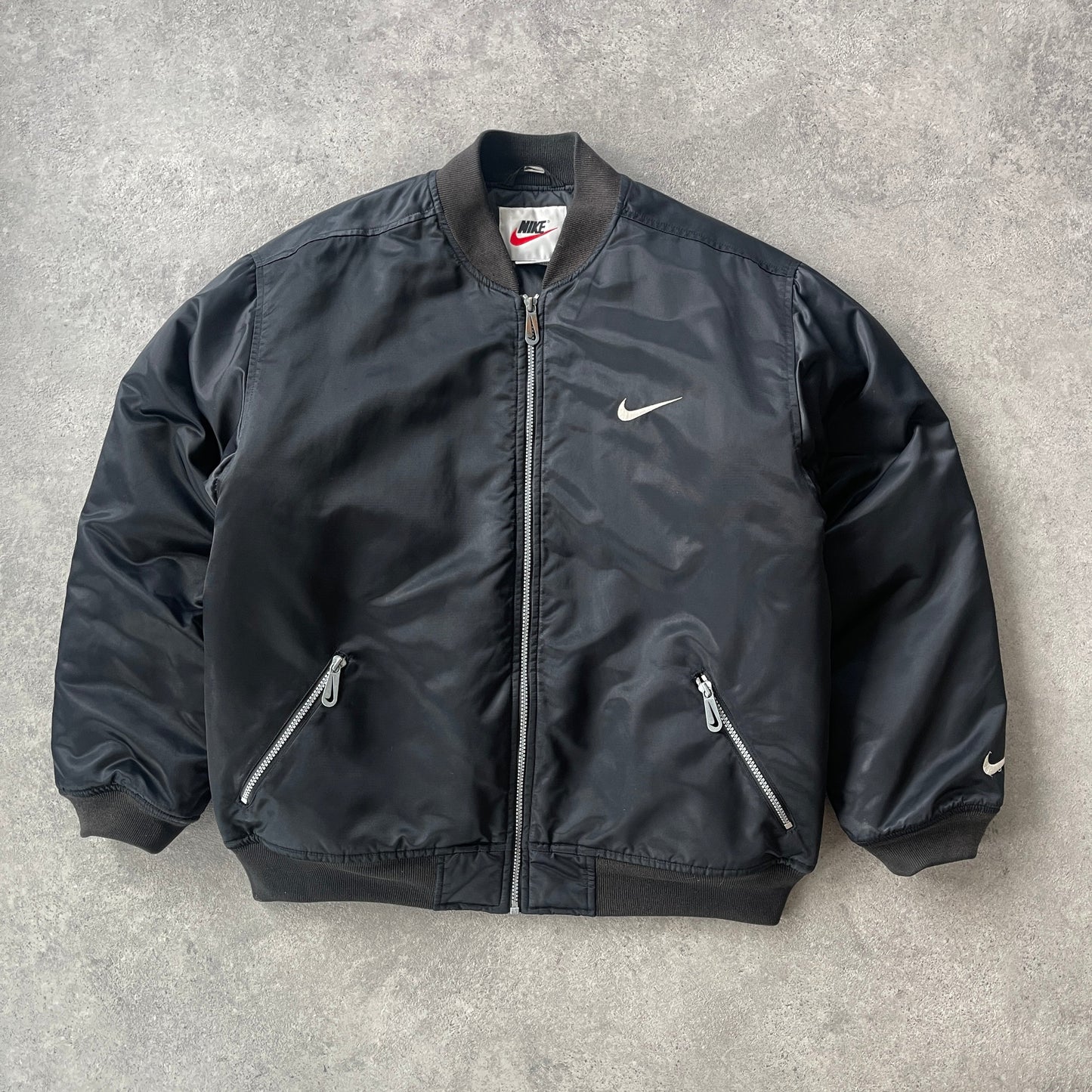 Nike RARE 1990s heavyweight padded bomber jacket (L)