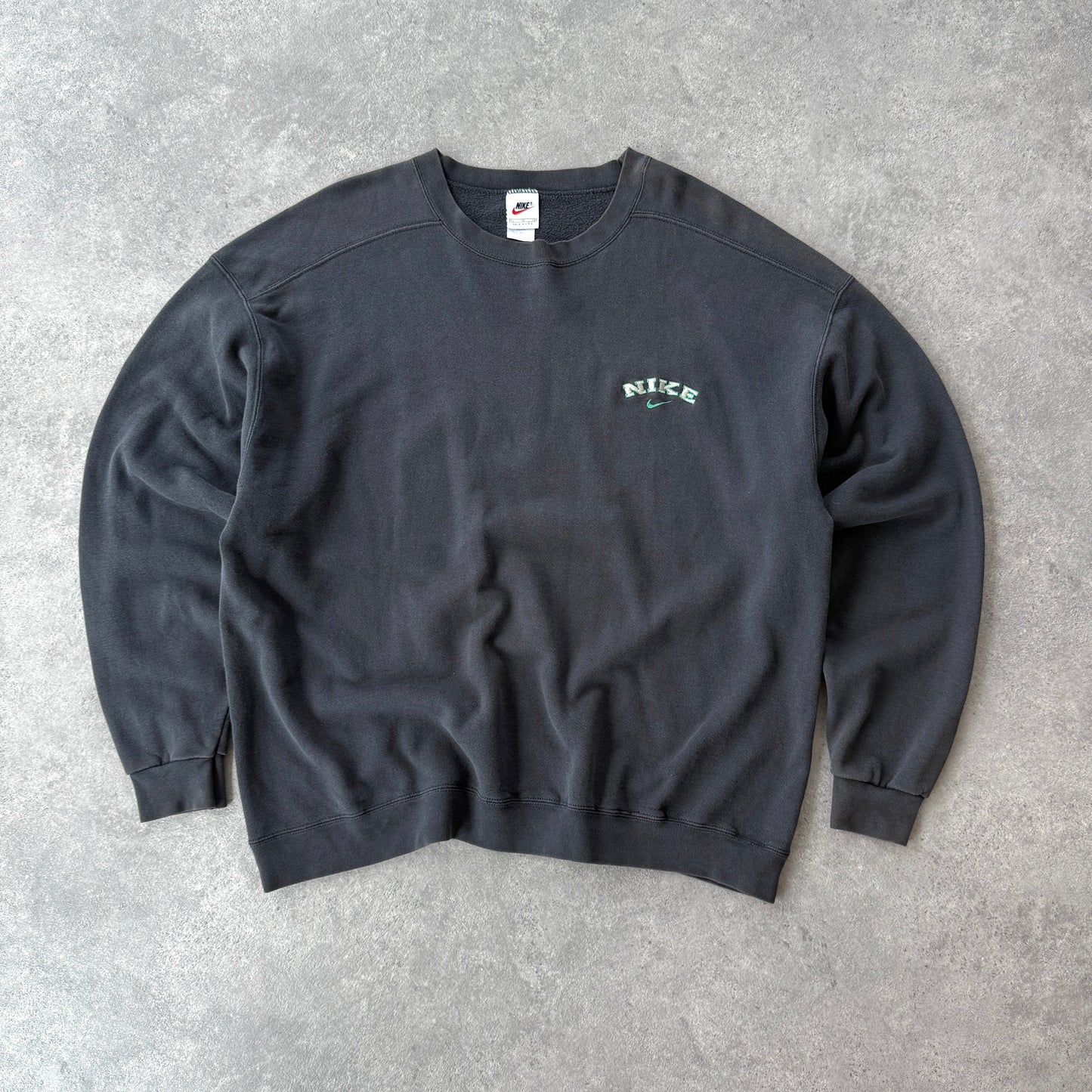 Nike 1990s heavyweight embroidered spellout sweatshirt (XL)