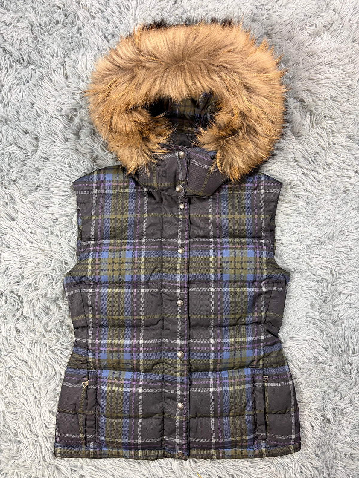 Prada Sport 2011 Shadow Plaid Raccoon Fur Nylon Puffer Gilet - M | O/S, Red