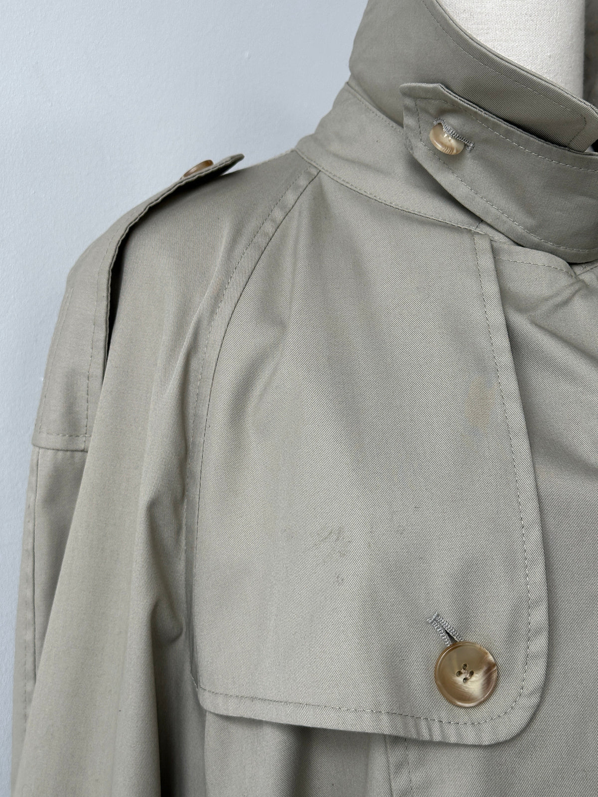 Vintage Italian 1990s high neck belted trench coat in size XL, stylish retro trench coat with classic design details.