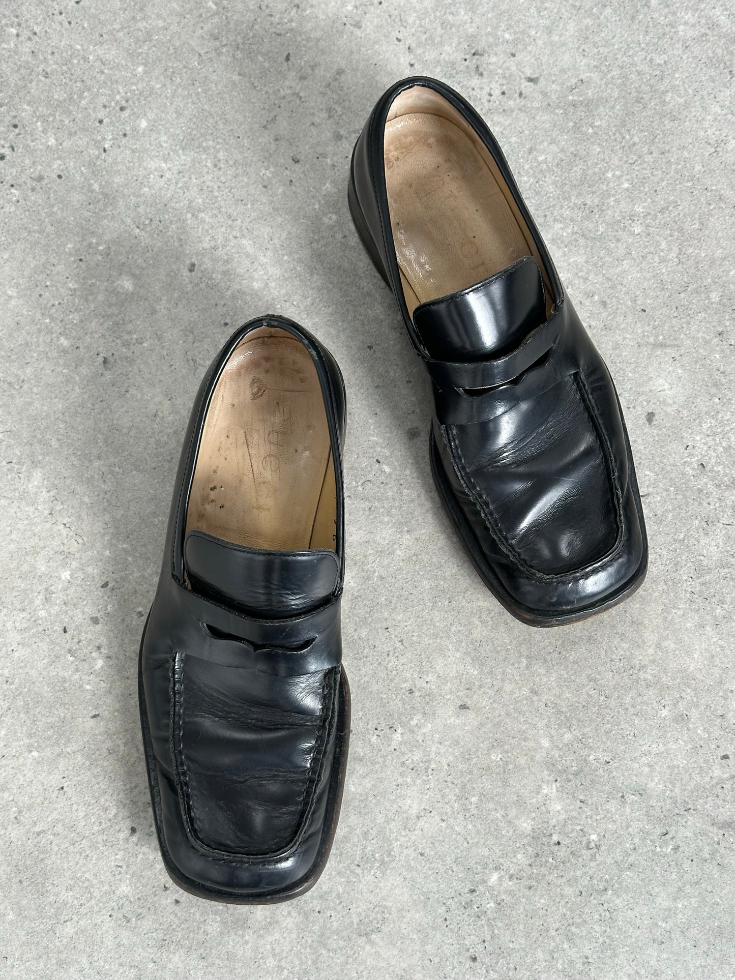 Gucci 2000s Leather Square Toe Loafers - UK 9