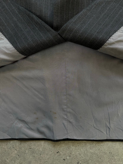 Loro Piana x Digel 1990s pure wool single-breasted blazer in size L, shown on a hanger with a tailored fit and classic design.