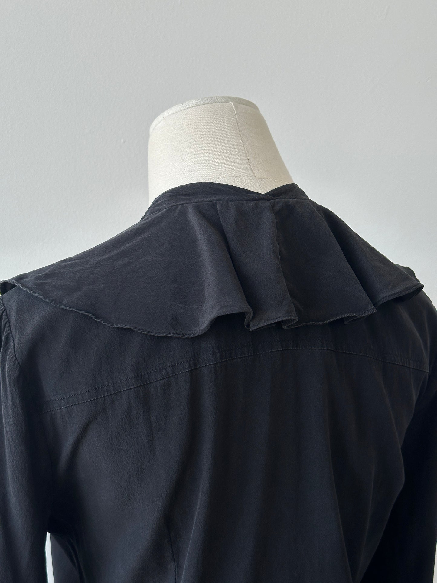 DKNY 2000S Pure Silk Ruffle Shirt - S