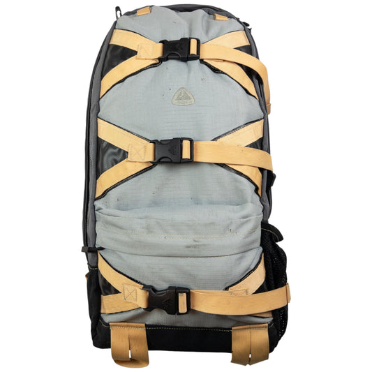 Vintage Nike ACG Buckle Backpack