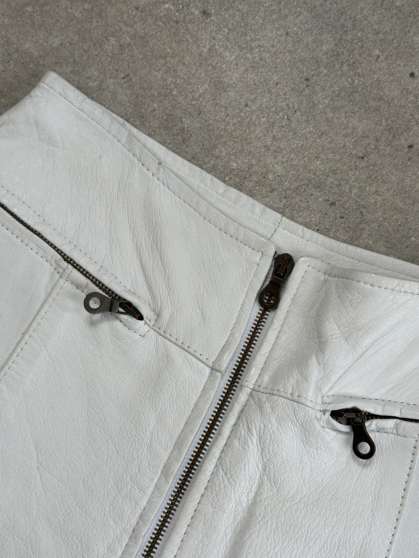 Italian Vintage 1990s Leather Mini Skirt - W26