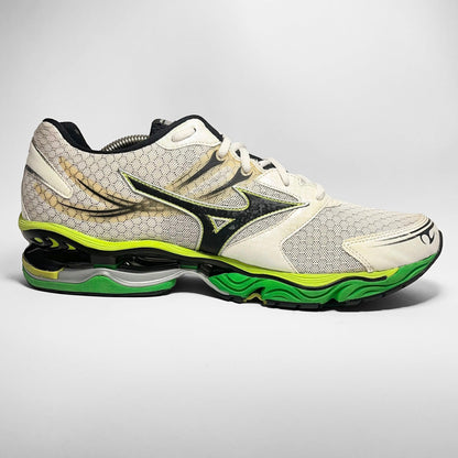 Mizuno Wave Creation 14 (2013) - Known Source