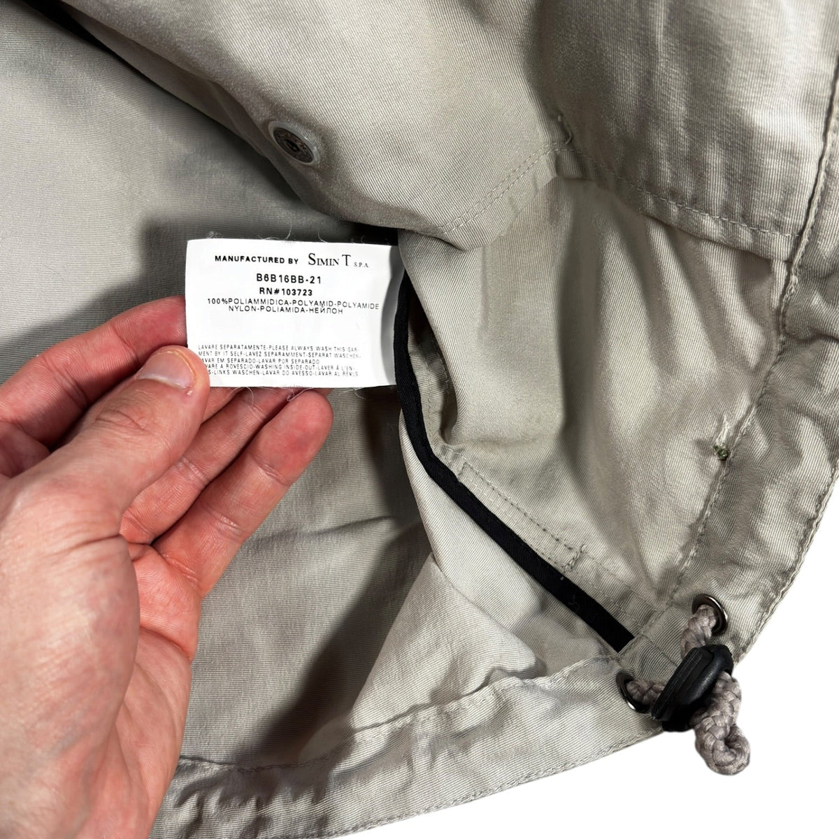 Armani Jeans 00’s Multipocket Convertible Jacket M | Medium, Black