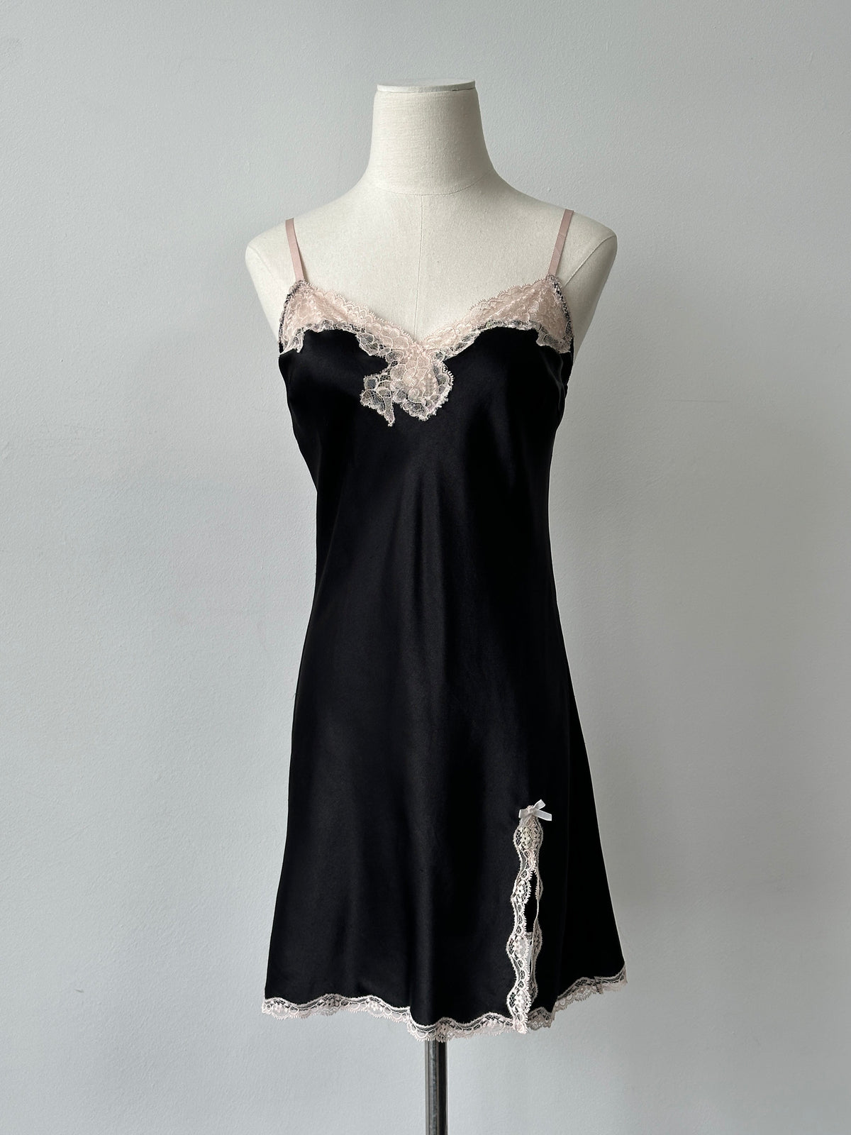 Victoria's Secret 2000s Lace Satin Mini Dress - S