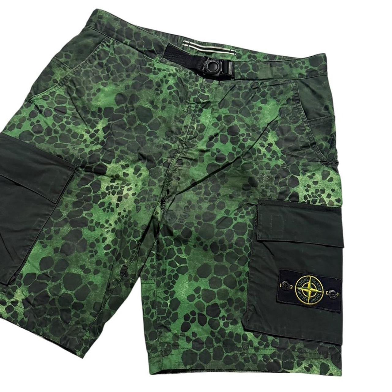 Stone Island Crocodile Camo Shorts | W32, Camo