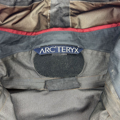 Vintage Arcteryx Theta AR Gore-Tex Hooded Jacket Woman's Size L