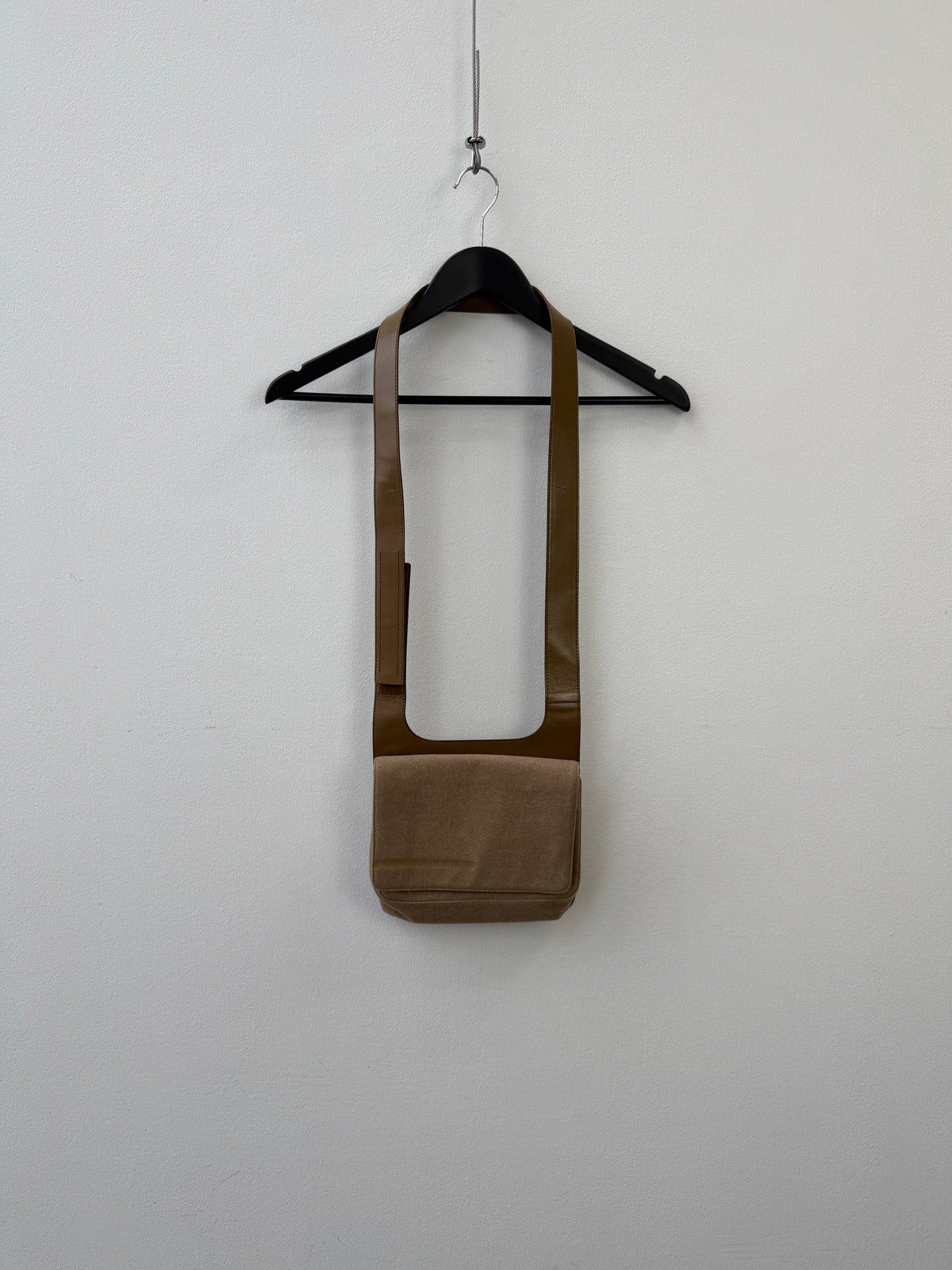 Prada Spring Summer 1999 Wool & leather Side Bag | O/S, Brown