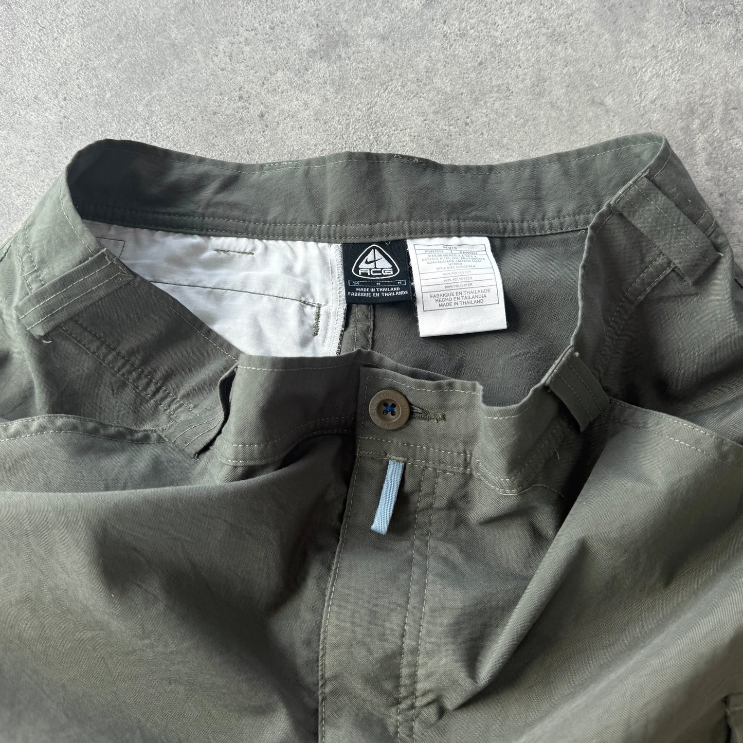 Nike ACG 2000s convertible technical cargo trousers (L)