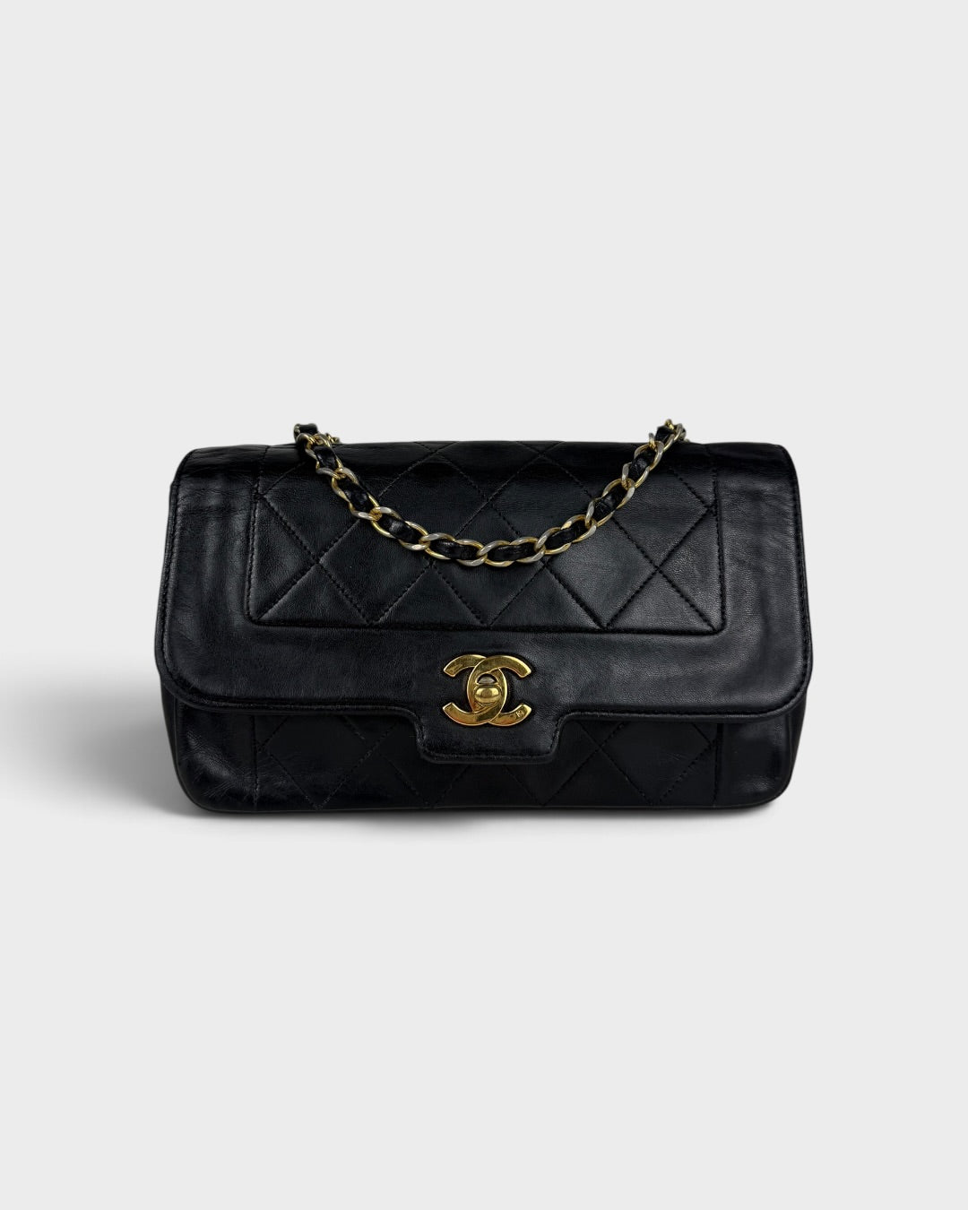 1980s Vintage Chanel Black Lambskin Diana Square Single Flap Bag 24K GHW | O/S, Multicoloured