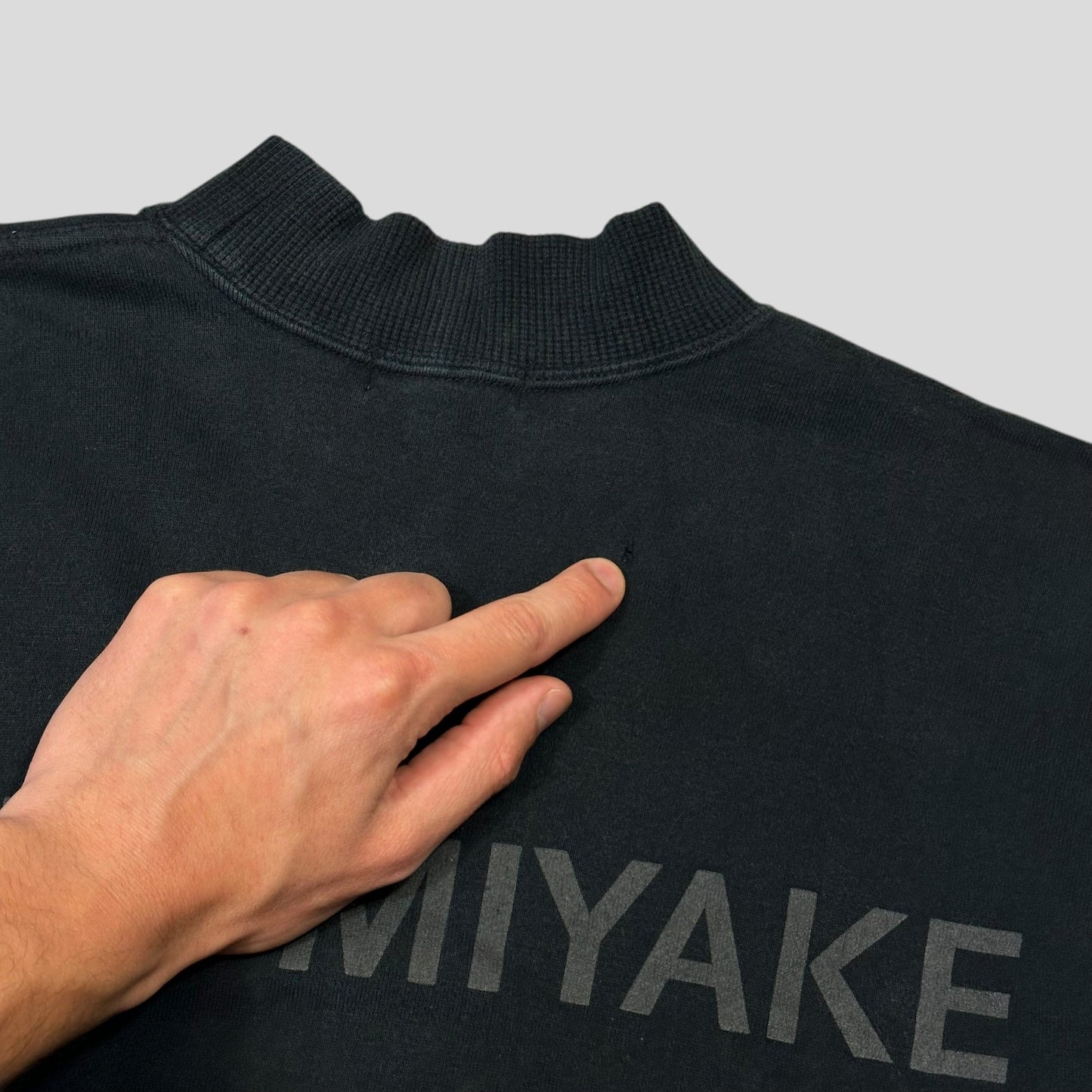 Issey Miyake 1993 Staff Spellout Logo Boxy Crewneck Jumper - M | Default Title, Navy