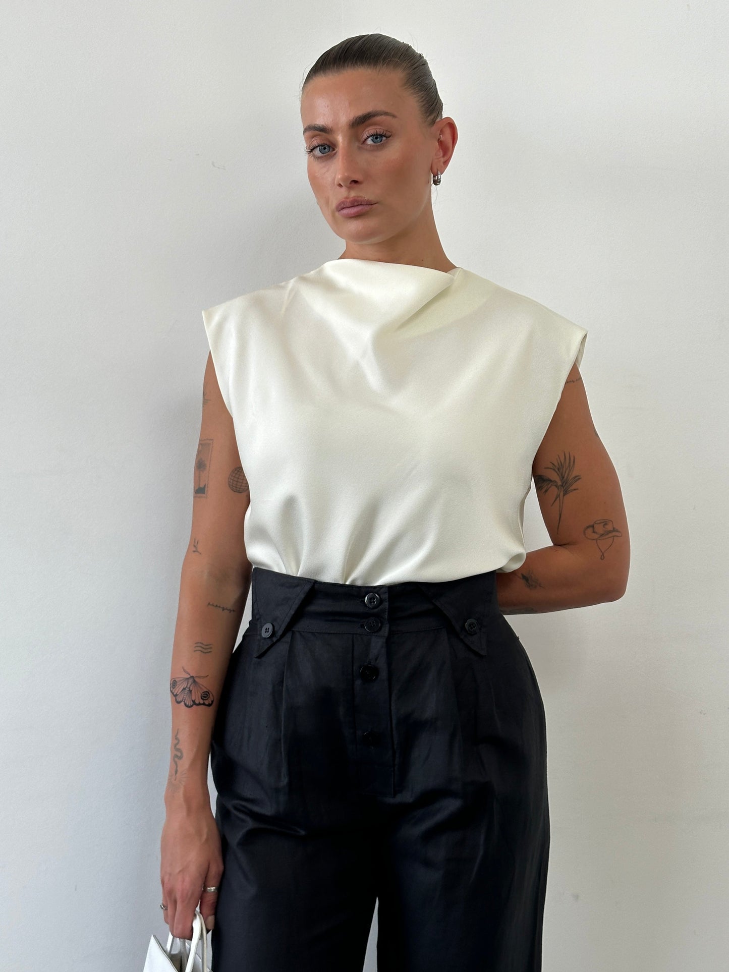 Vintage High Waisted Tapered Trousers - W26