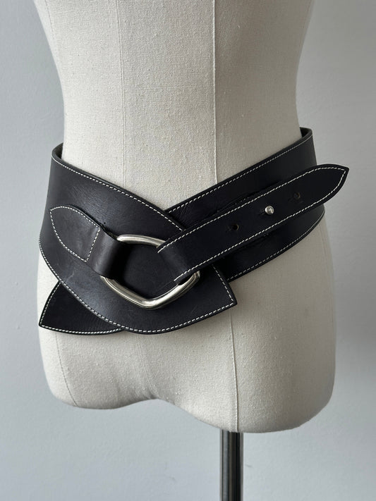 British Vintage 1990s Leather Chunky Belt - W28-30
