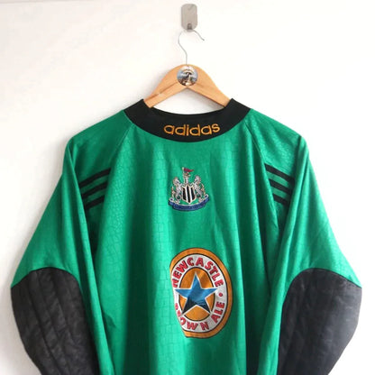 Vintage Adidas Newcastle United Goalkeeper Shirt 1997/1998 (S)  (S)