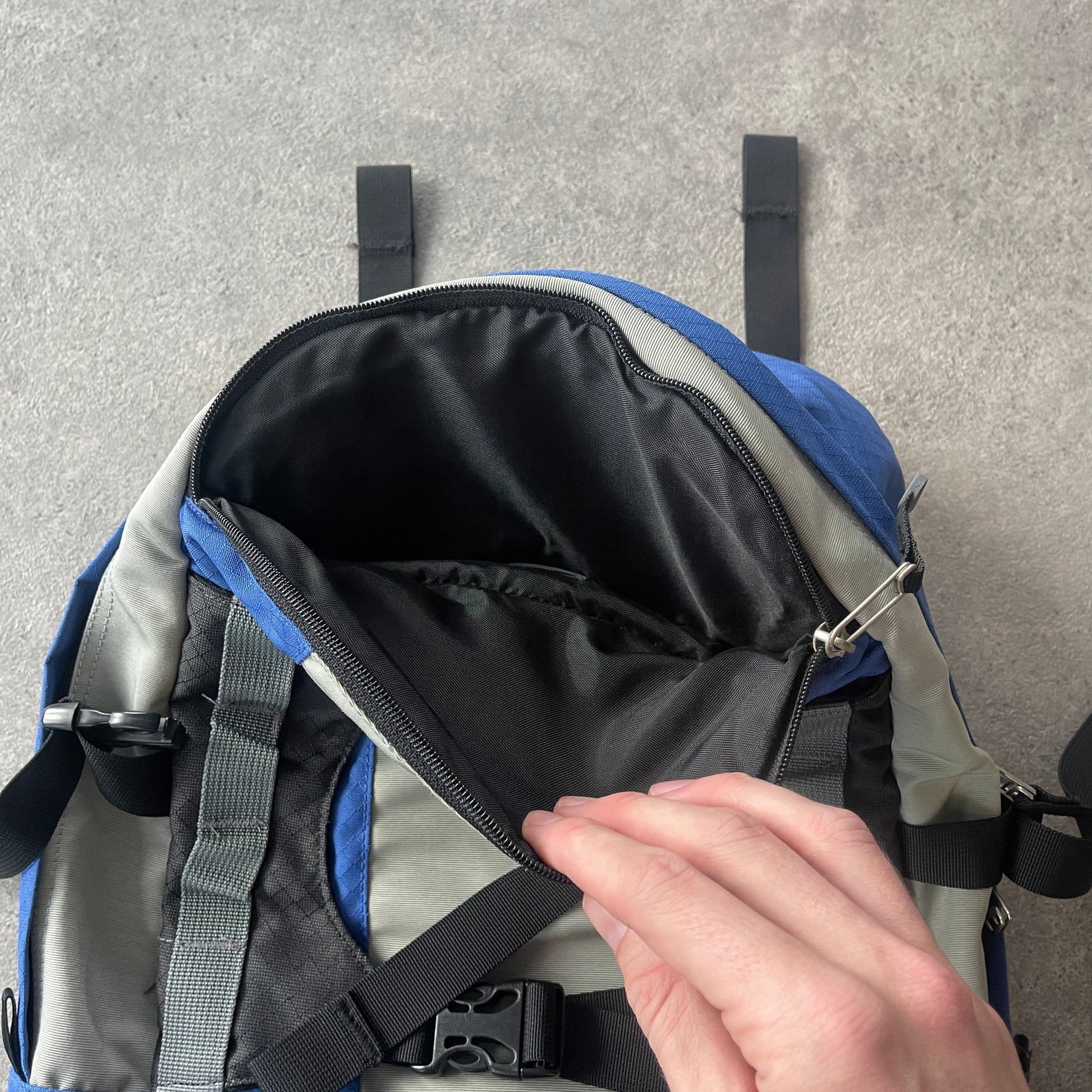 nike acg 1990s 40L technical multi pocket trekking backpack – Known Source nike acg 1990s 40L technical multi pocket trekking backpack – Known Source
