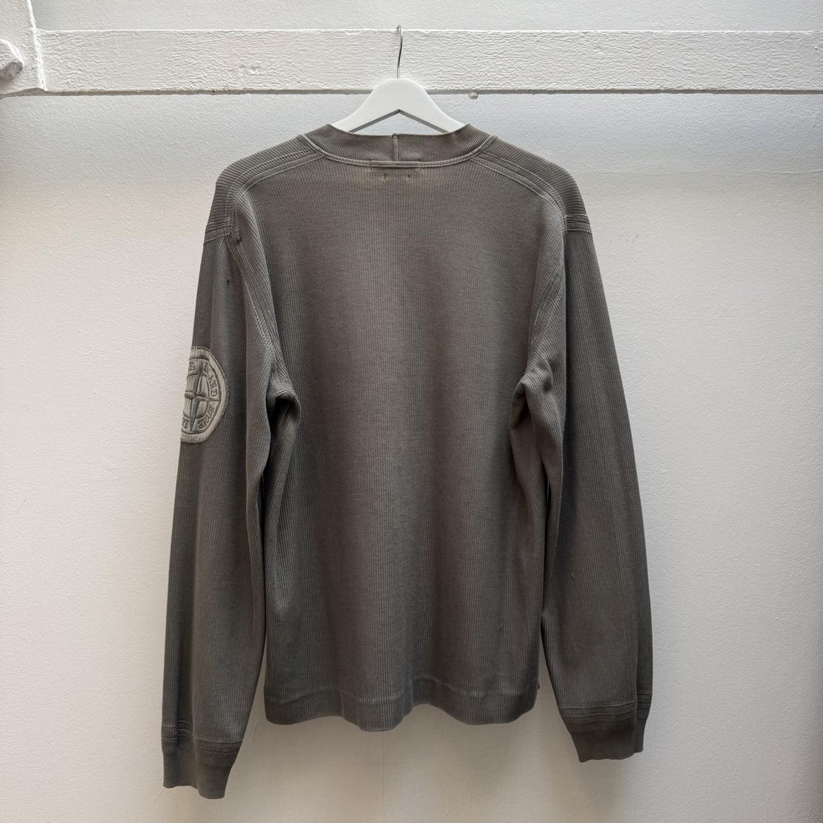 Stone Island Vintage Early 2000s Ribbed Knit Sweatshirt – Taupe Grey (M) | Medium, Grey