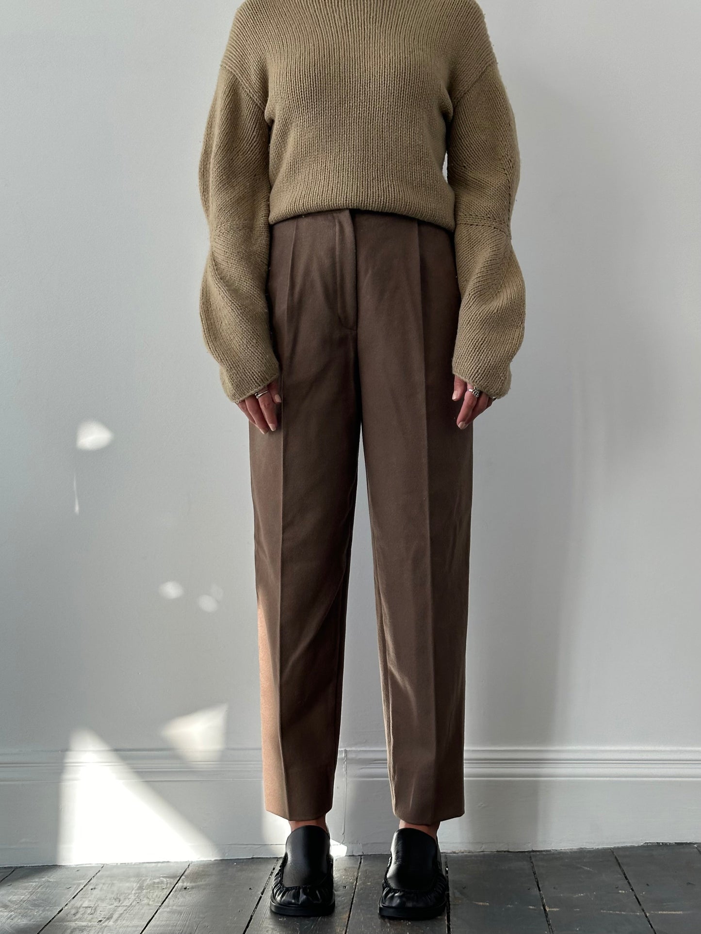 Italian Vintage Brushed Pure Wool Tapered Leg Trousers - W27