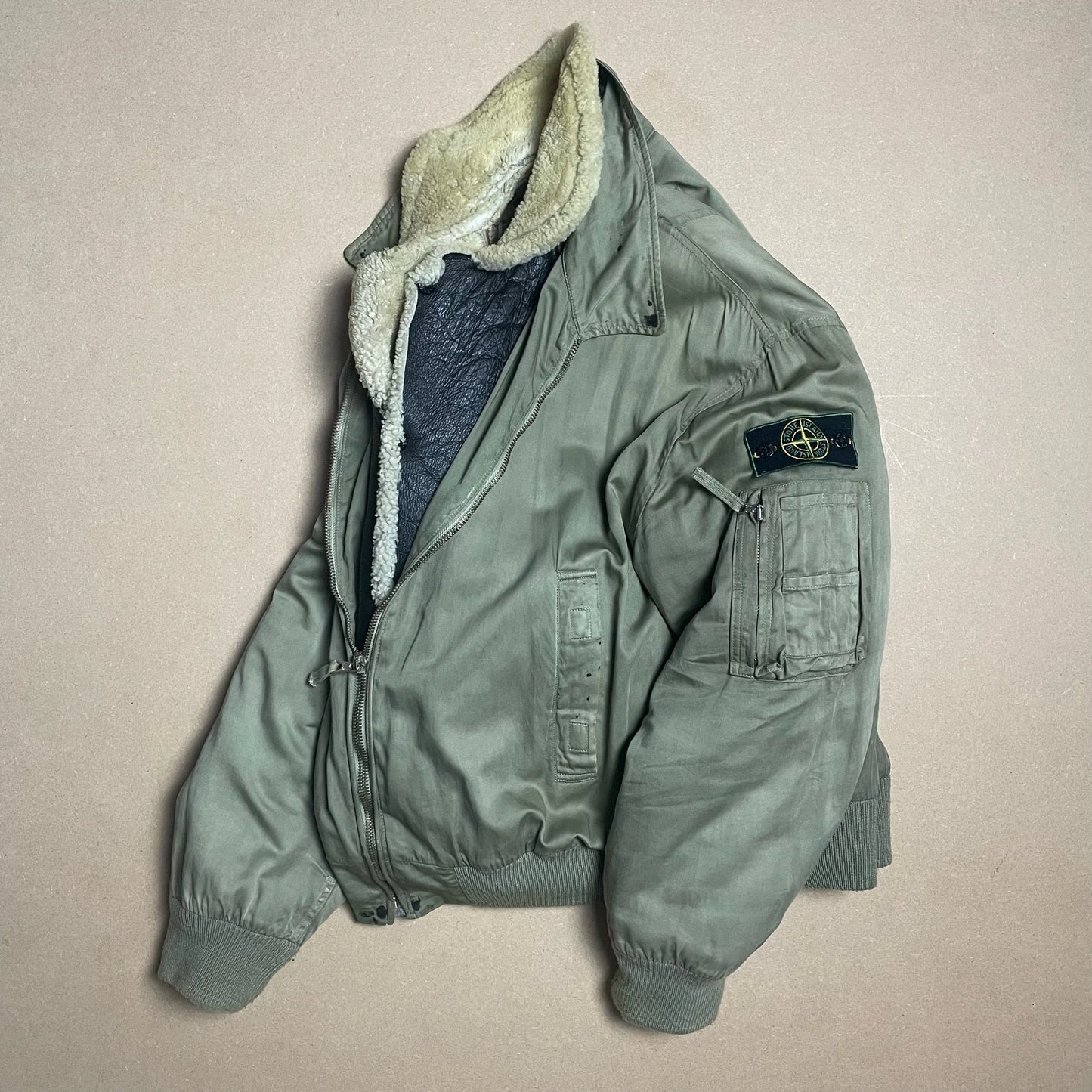 A/W 1989 Sage Green Raso Gommato Dual Layer Bomber