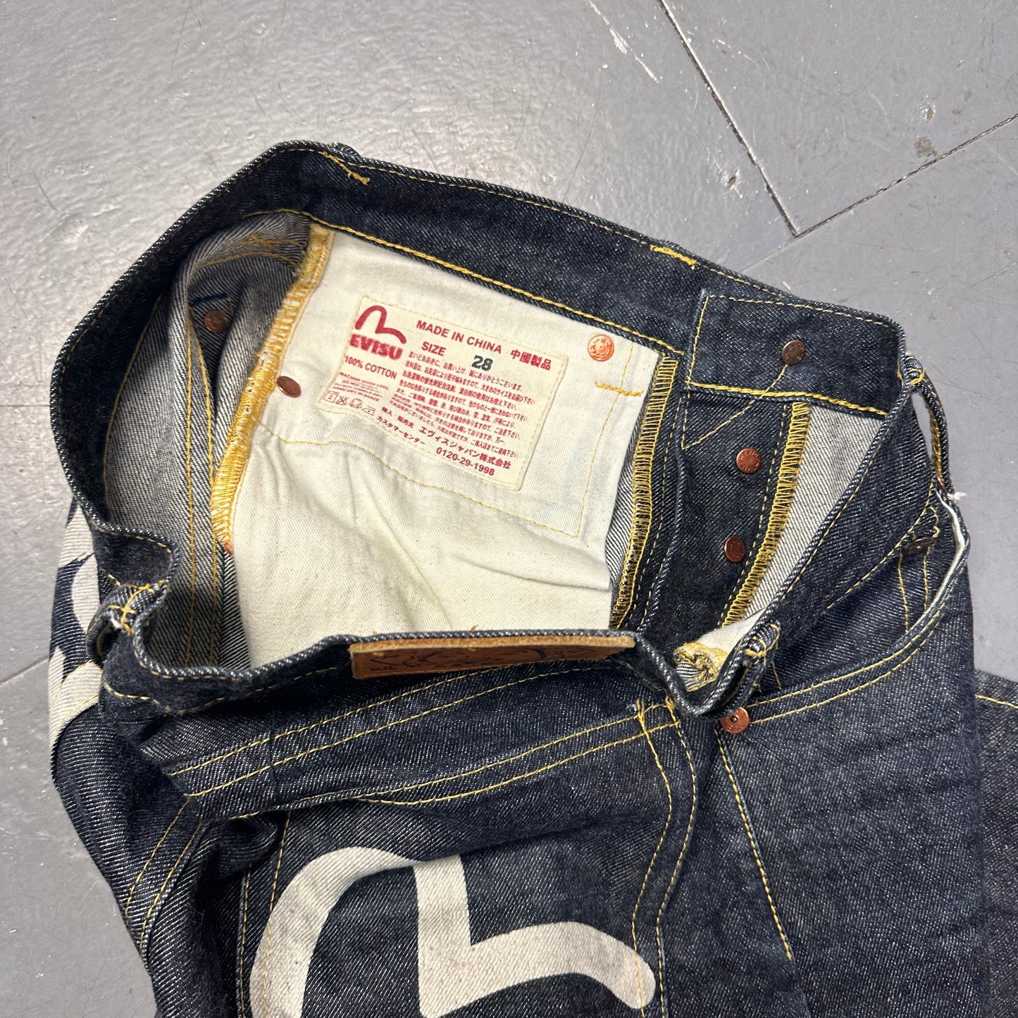 Evisu Selvedge Jeans With ‘Woman Osaka Print ( W28 )