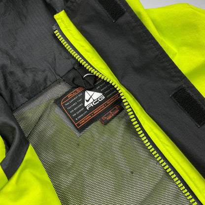 Nike ACG Storm-Fit Jacket (1990s) - Known Source