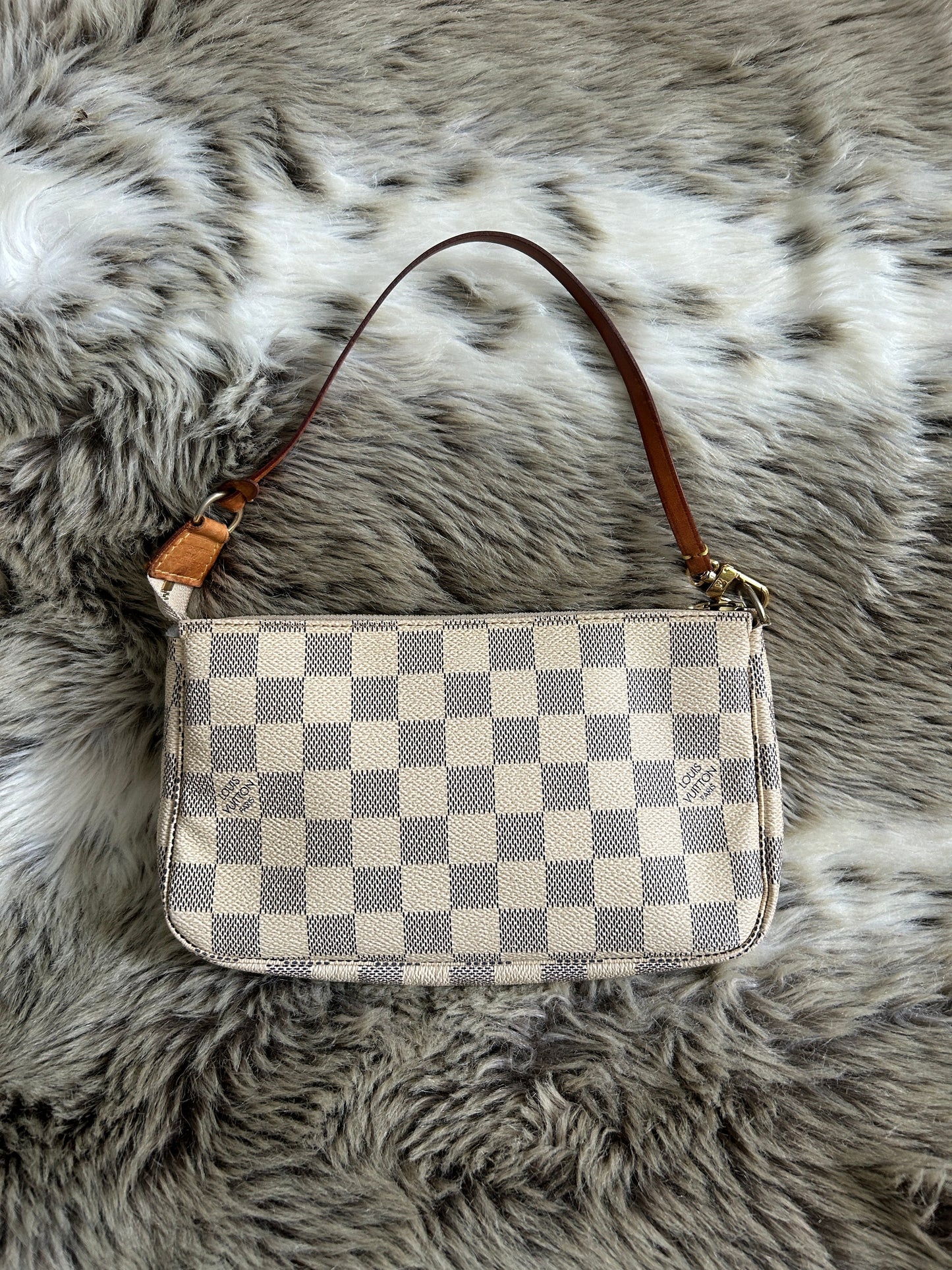2009 Louis Vuitton Damier Azur Pochette Bag | O/S, Multicoloured