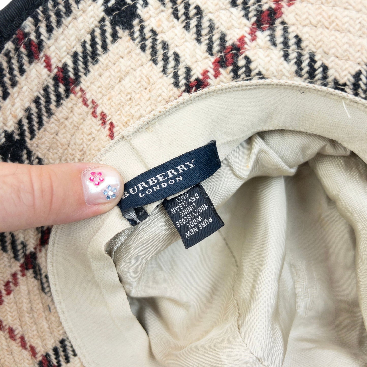 Vintage 2000s Burberry Nova Check Buckle Bucket Hat Size M | O/S, Red
