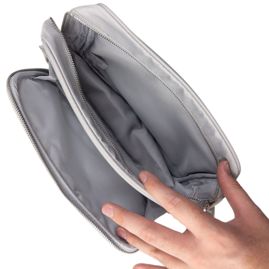 Vintage Prada Sport Luna Rossa Wash Bag