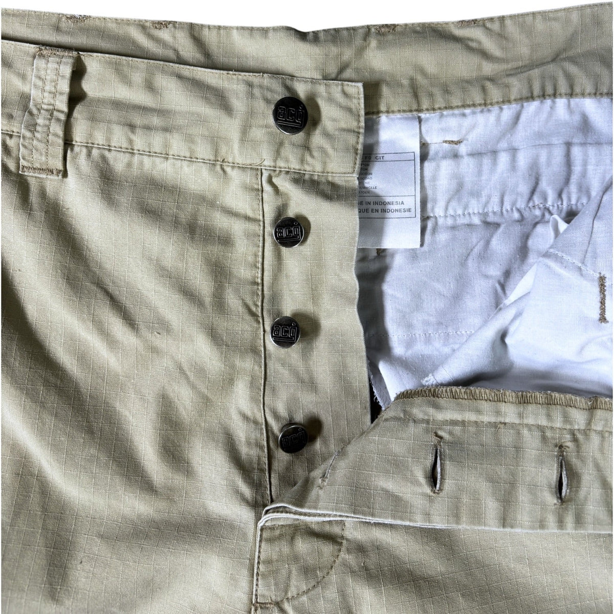 Nike ACG 00's Ripstop Cargo Shorts W32 | W32, Beige