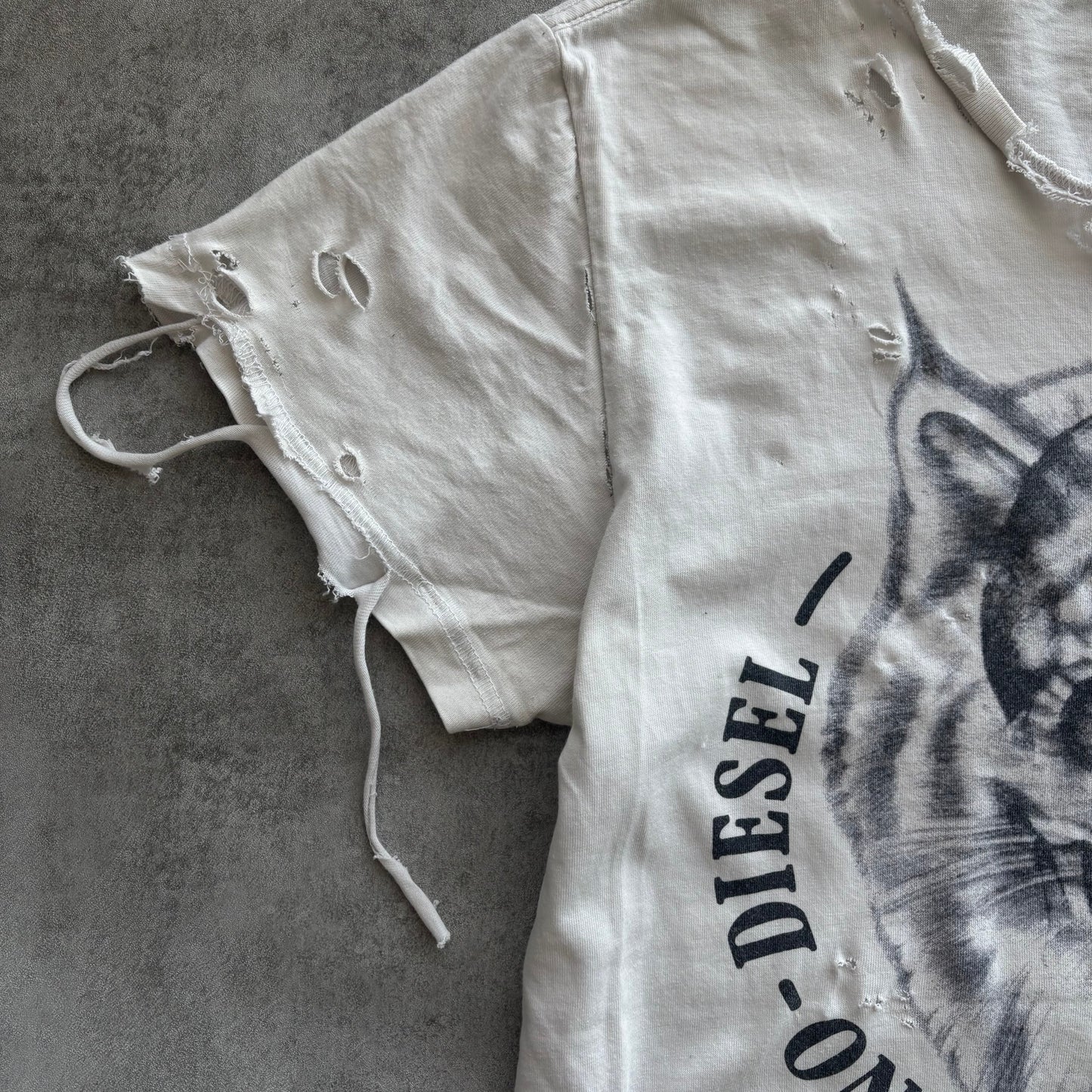 DIESEL DISTRESSED T-SHIRT | O/S, Red