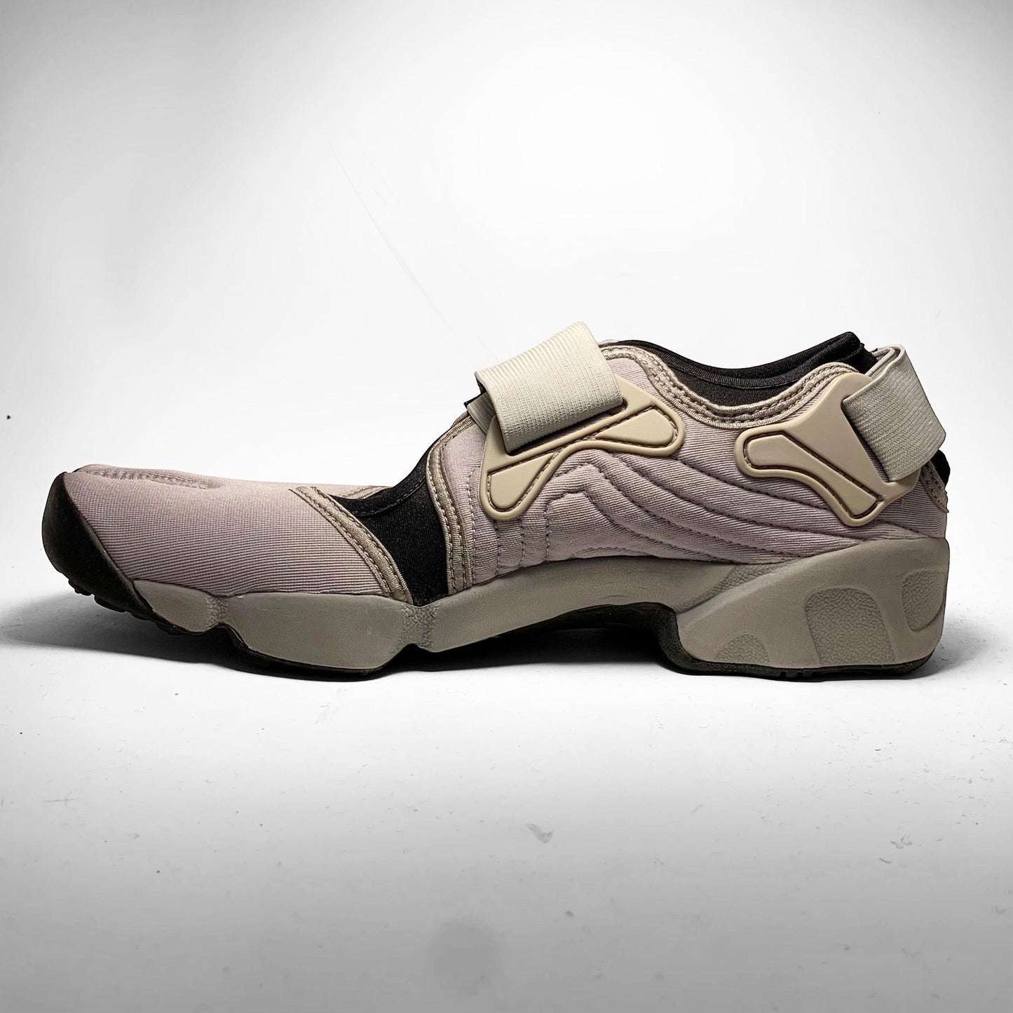 Nike Air Rift + Socks (2000s) - Known Source