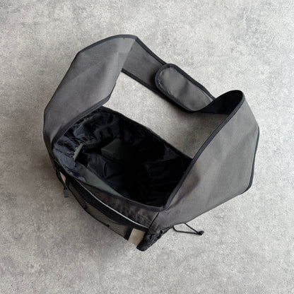 Stussy RARE 1990s technical cross body messenger bag (15”x12”)