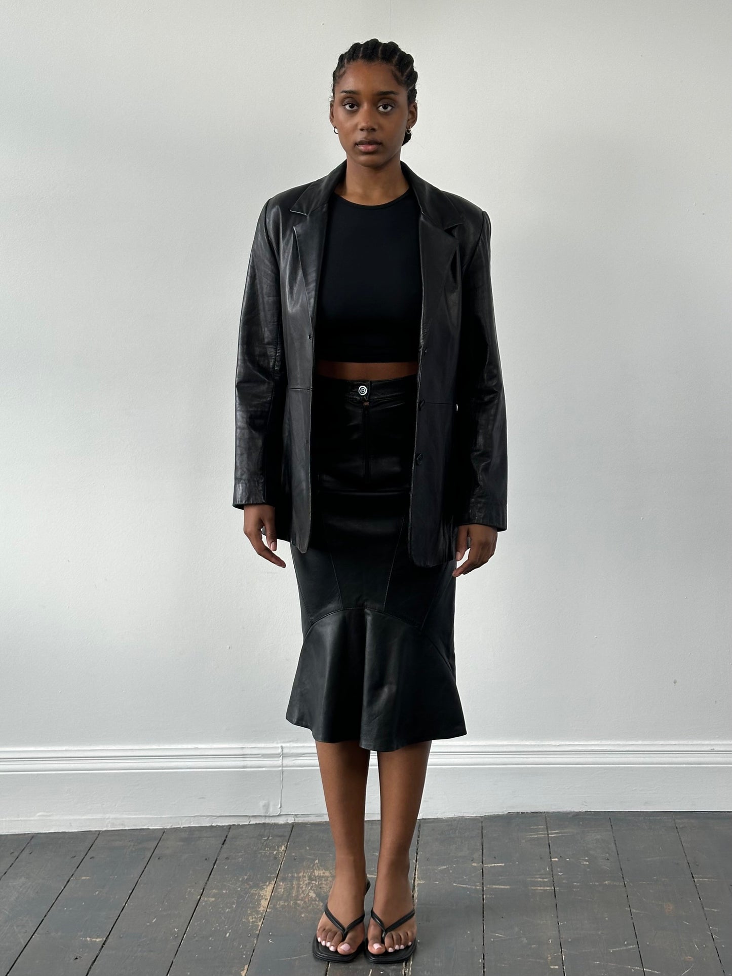 Vintage 1990s Leather Midi Skirt - W25