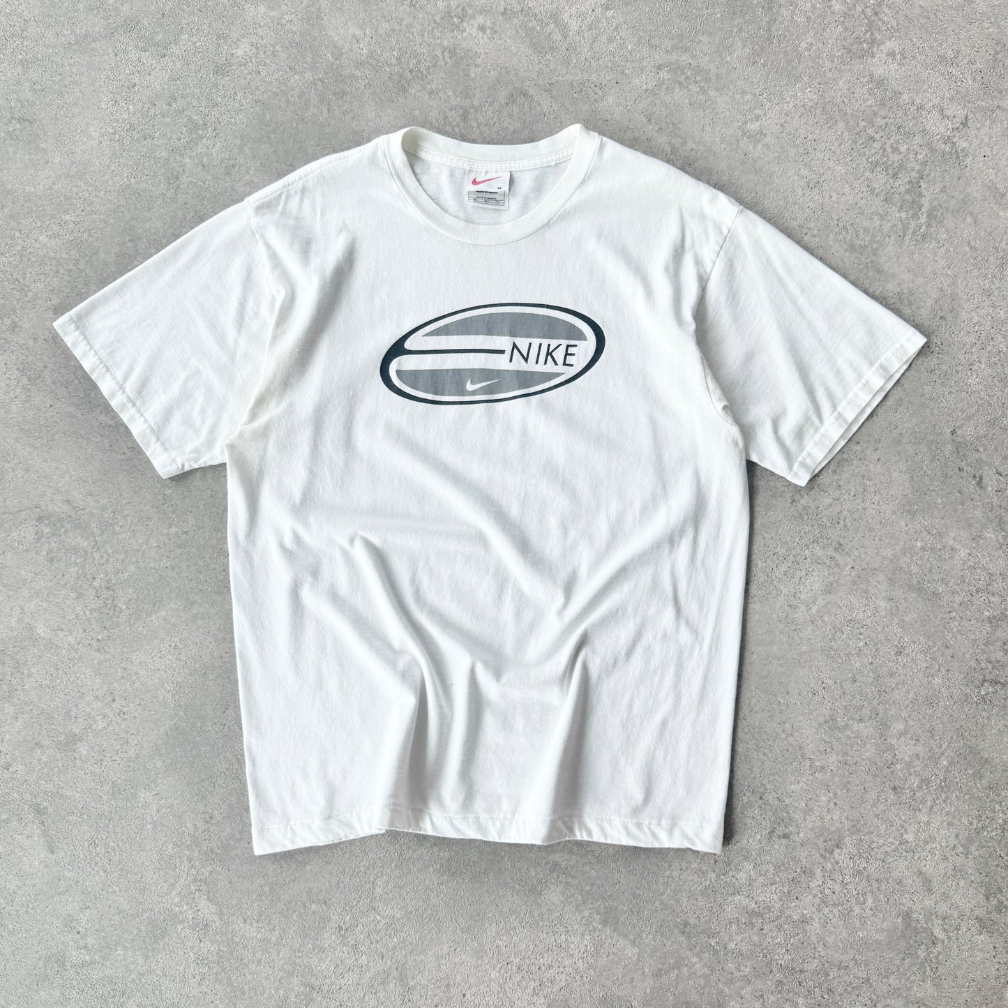 Nike 1990s heavyweight graphic logo t-shirt (M)