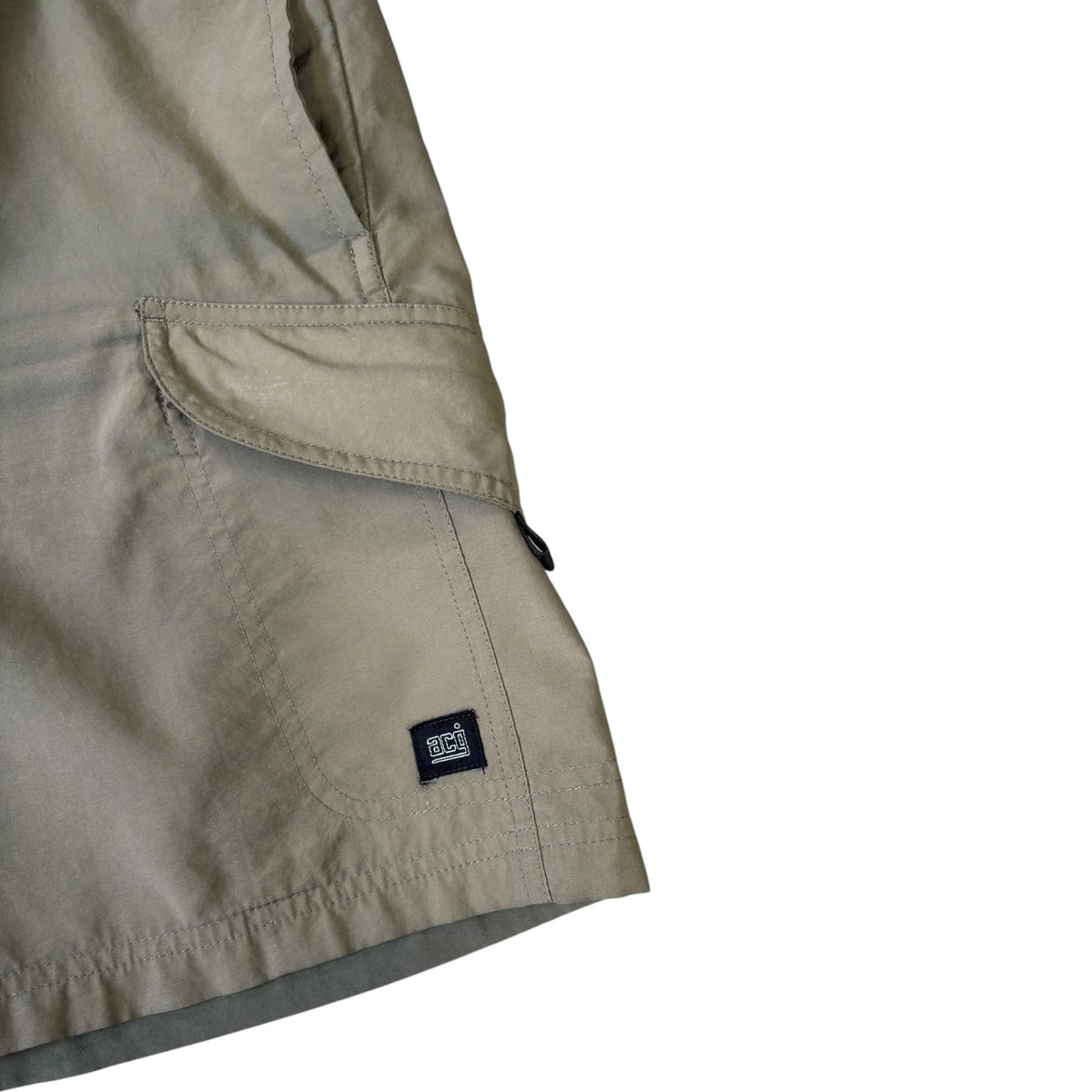 Nike ACG 00’s Cargo Shorts W30 | W30, Khaki