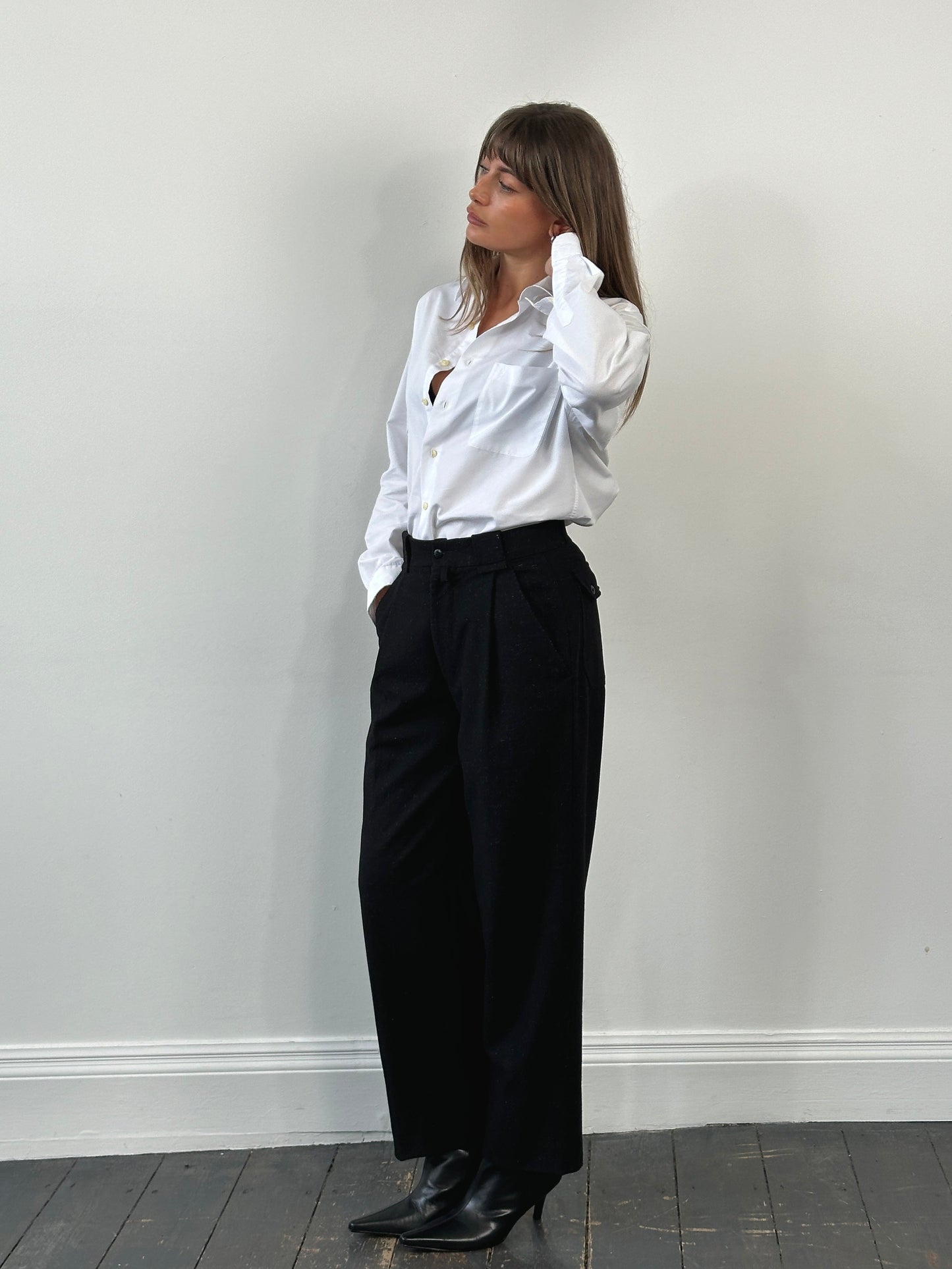 Vintage 1990s Wool Pleated Tailored Trousers - W26