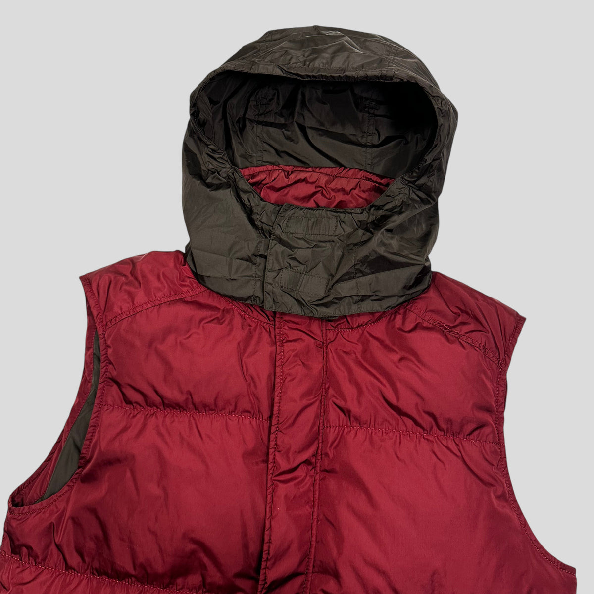 Prada Sport AW00 Nylon Down Technical Gilet Puffer - IT48 (M/L) | Medium, Red