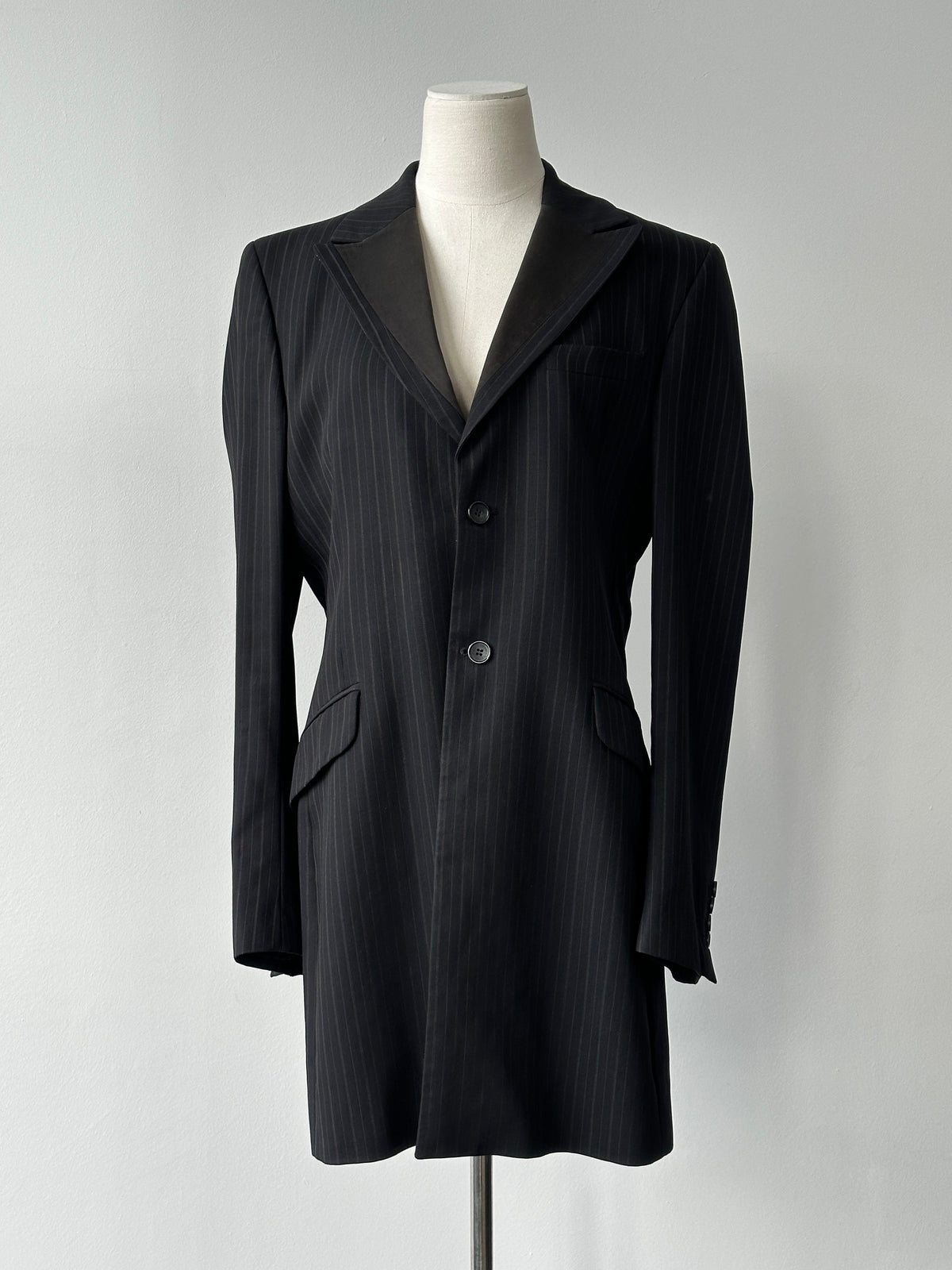 Dolce & Gabbana 1990s pure wool striped blazer, men's tuxedo style, tailored fit, with notch lapels and button closure.
