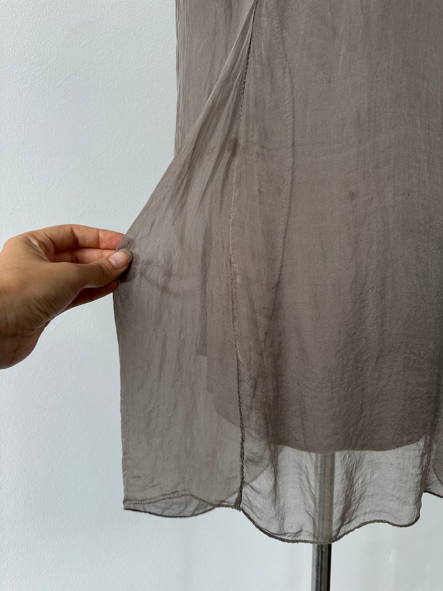 Italian Vintage 2000s Pure Silk Sleeveless Top - M