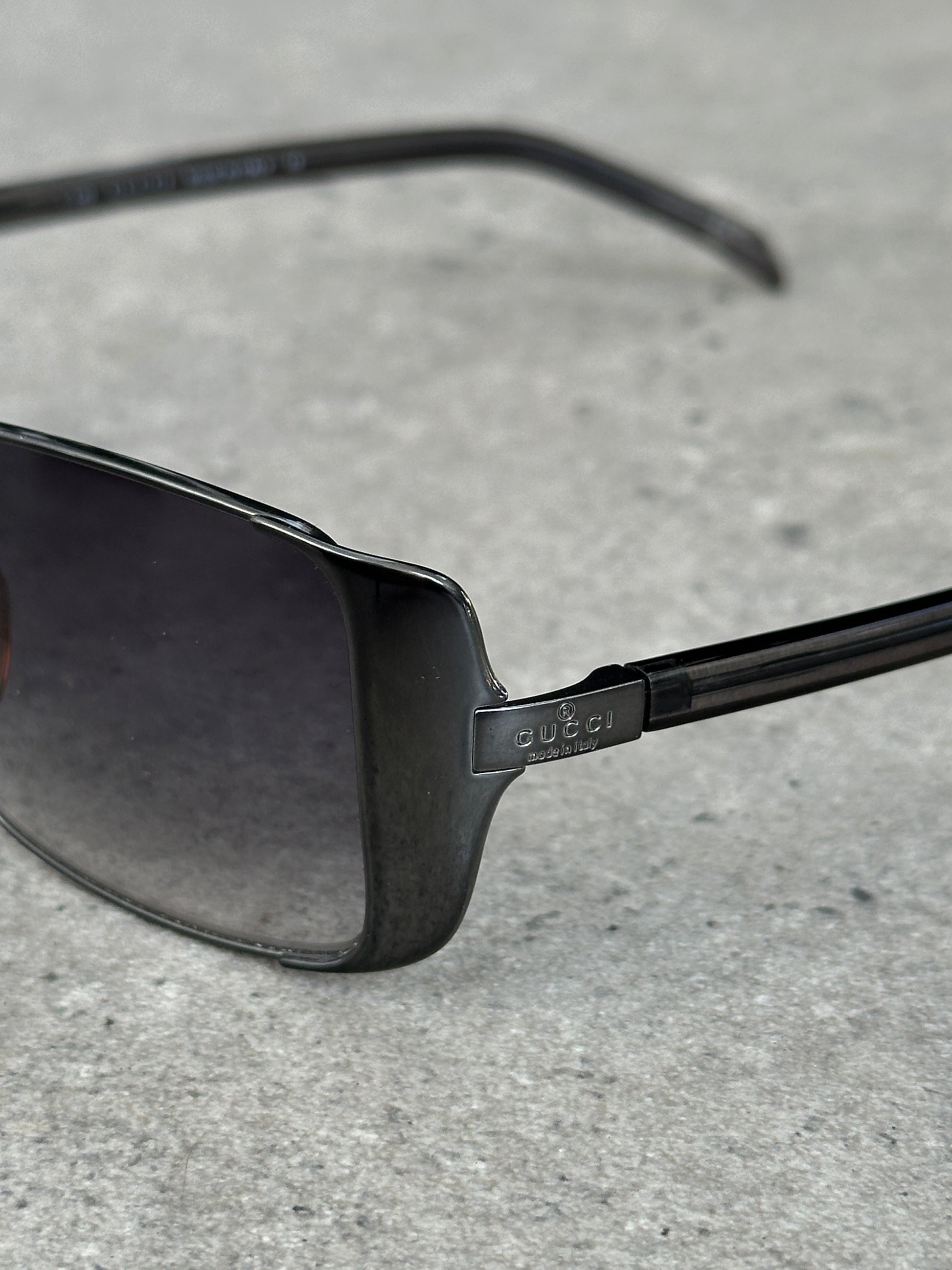 Gucci 2000s Rectangular Logo Sunglasses