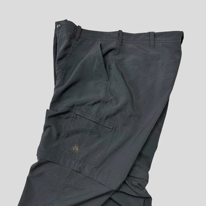 Nike ACG 00’s Zip-off Cargo Trousers + Shorts - 36