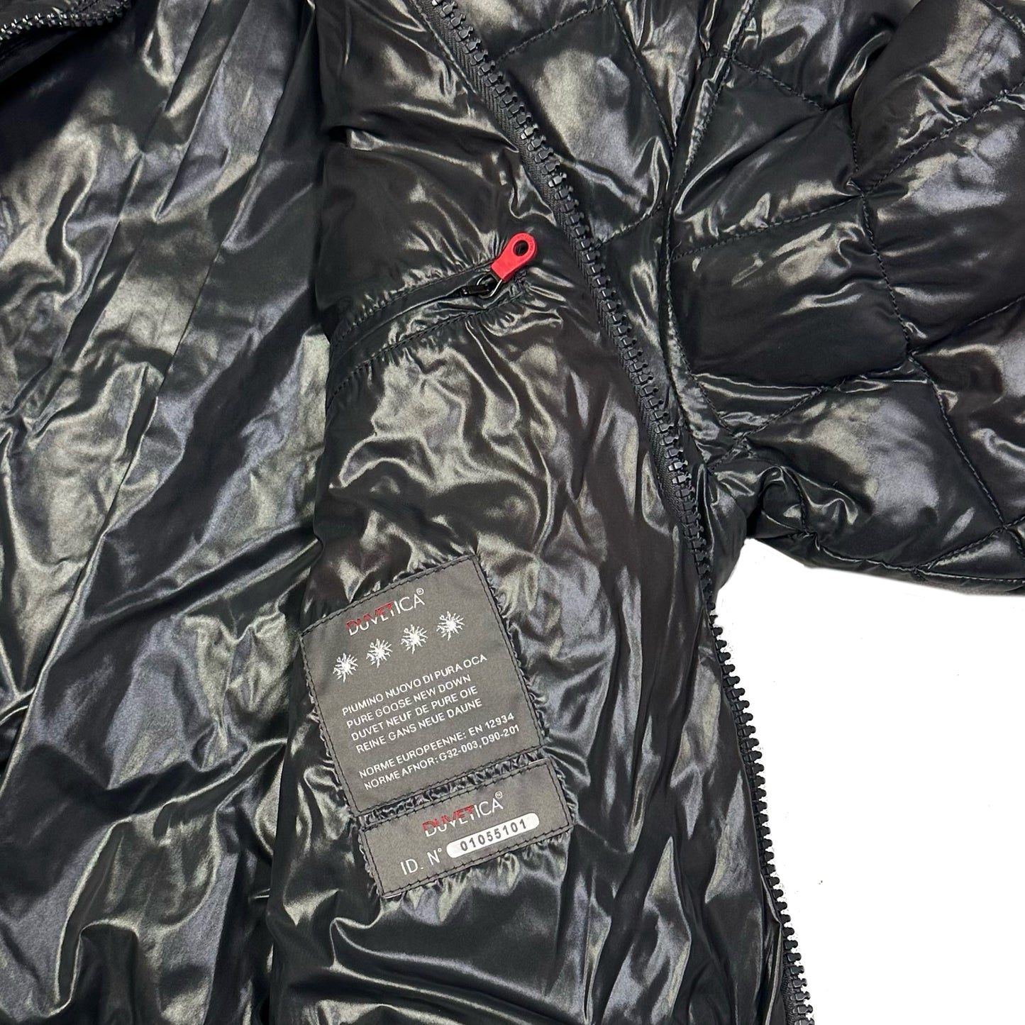 Duvetica Diamond Stitch Puffer Jacket In Black ( S )