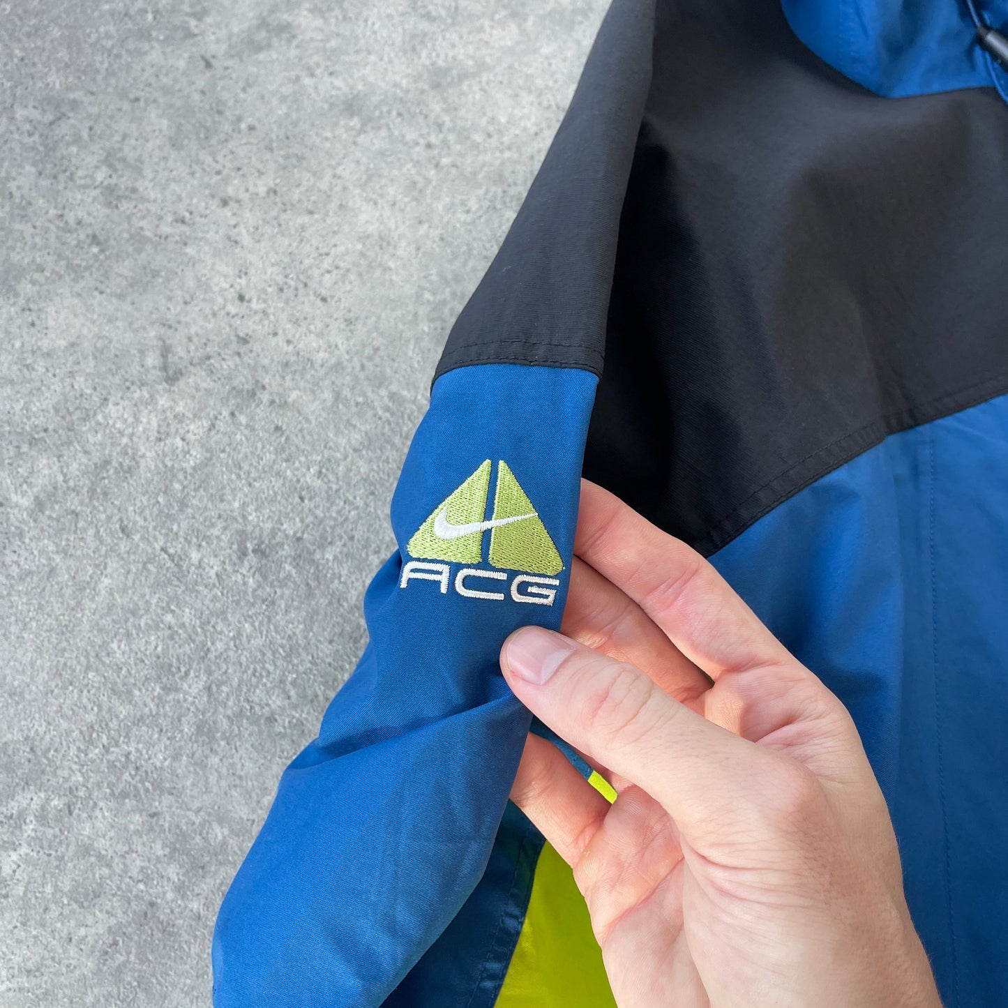 Nike ACG 1990s storm-fit heavyweight waterproof technical jacket (M)