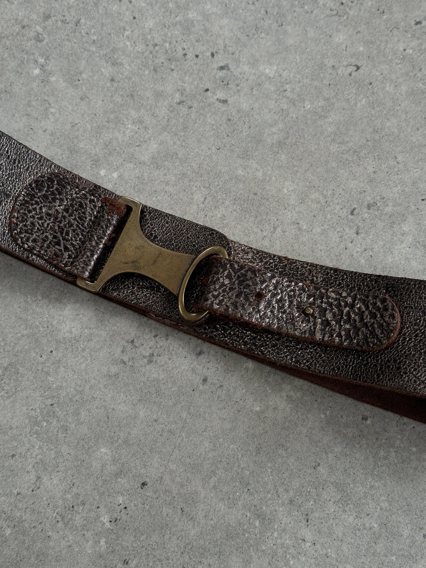 Italian Vintage 1990s Distressed Metallic Leather Belt - W32