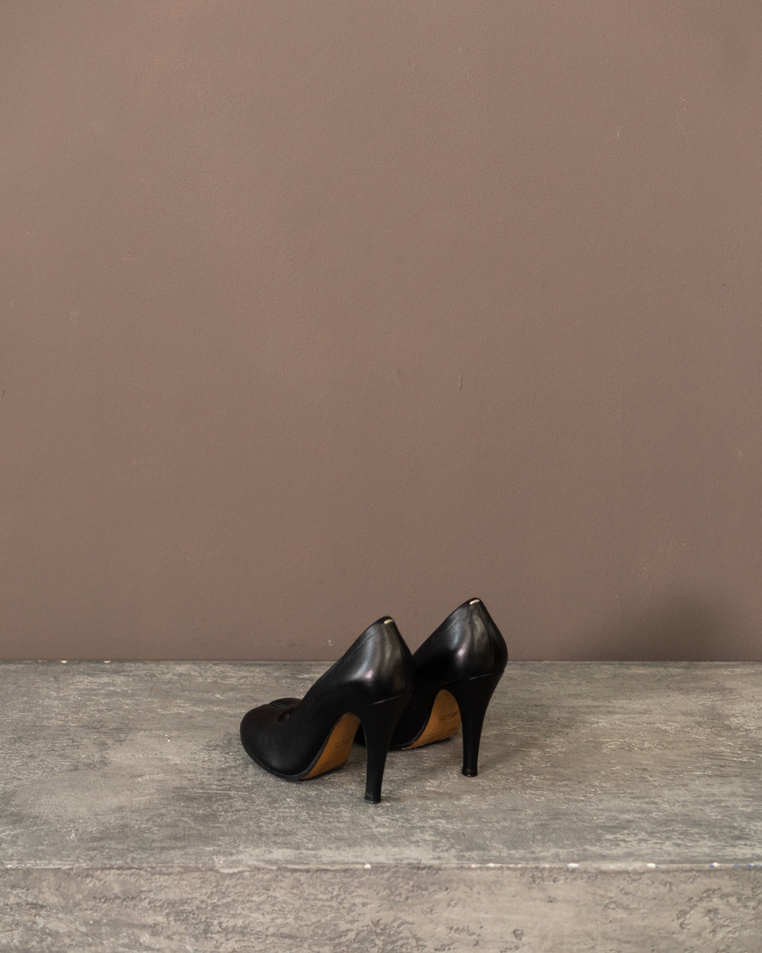 MARGIELA TABI HEELS (EU 36, fits like 35)