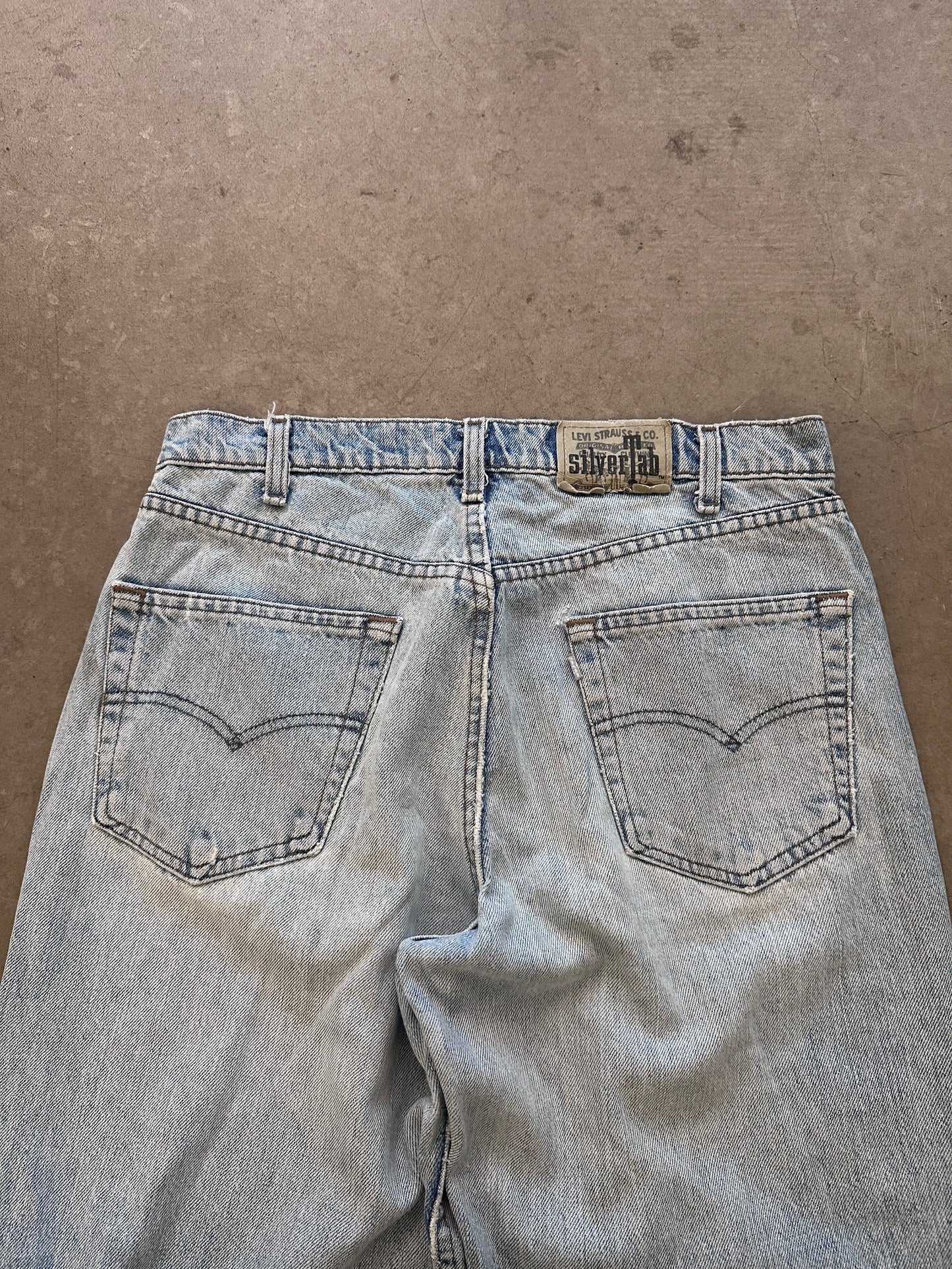 1994 Levi's Silver Tab Relaxed Jeans - 32 x 34 | W32, Multicoloured